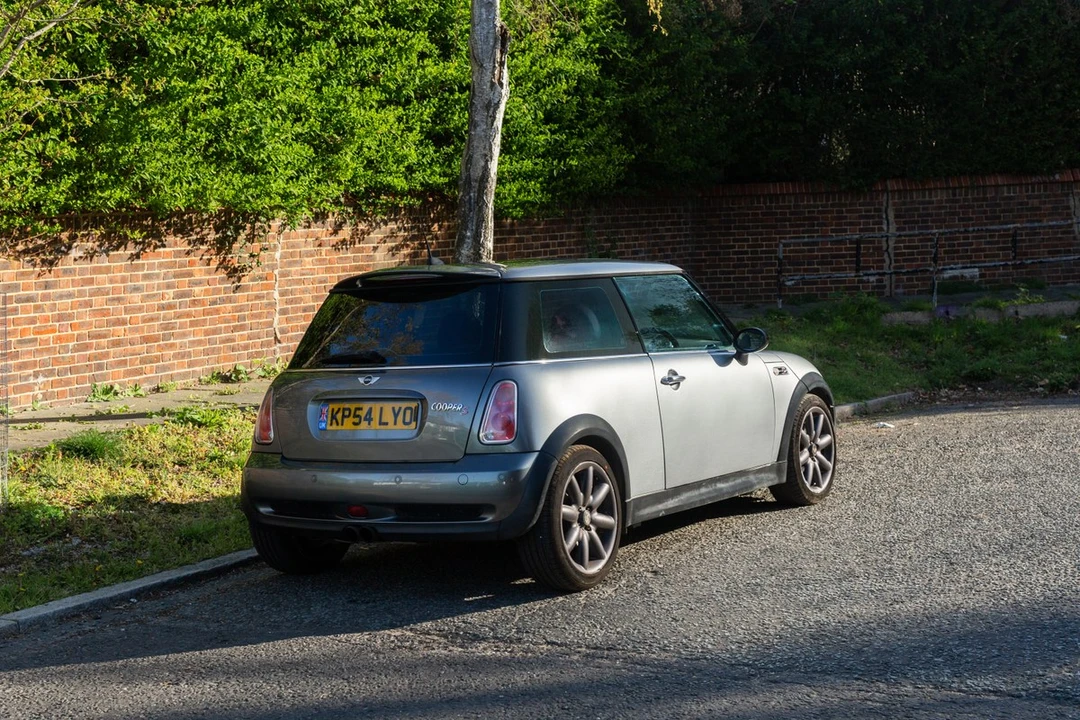 2004 Mini Mini Cooper S 1st Gen - Image 24 of 30