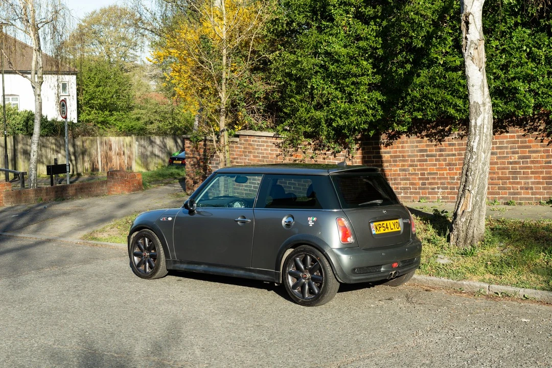 2004 Mini Mini Cooper S 1st Gen - Image 17 of 30