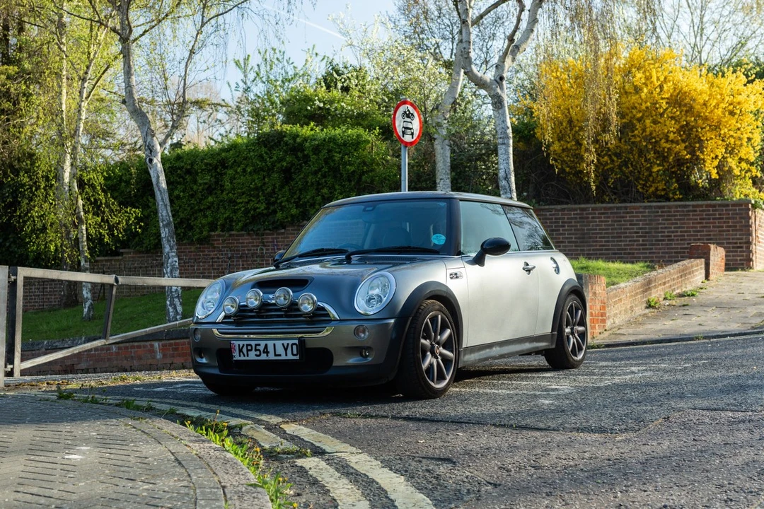 2004 Mini Mini Cooper S 1st Gen - Image 11 of 30