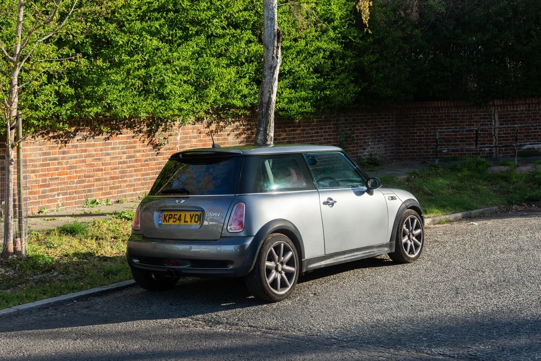 2004 Mini Mini Cooper S 1st Gen - Image 23 of 30