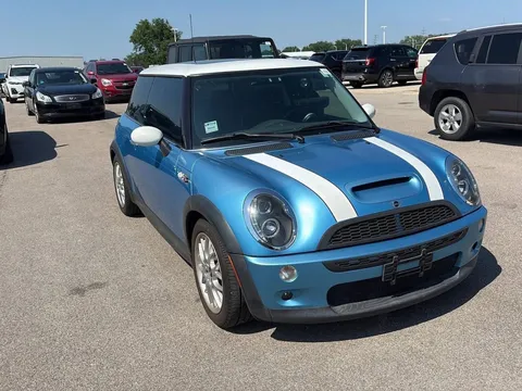 2004 Mini Cooper S 2dr Supercharged Hatchback