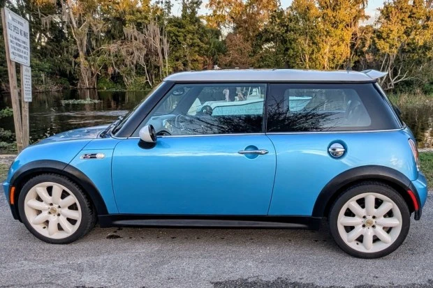 2004 Mini Mini Cooper S 1st Gen - Image 3 of 7