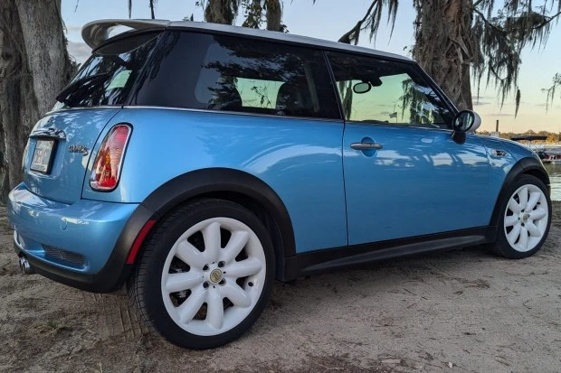 2004 Mini Mini Cooper S 1st Gen - Image 2 of 7