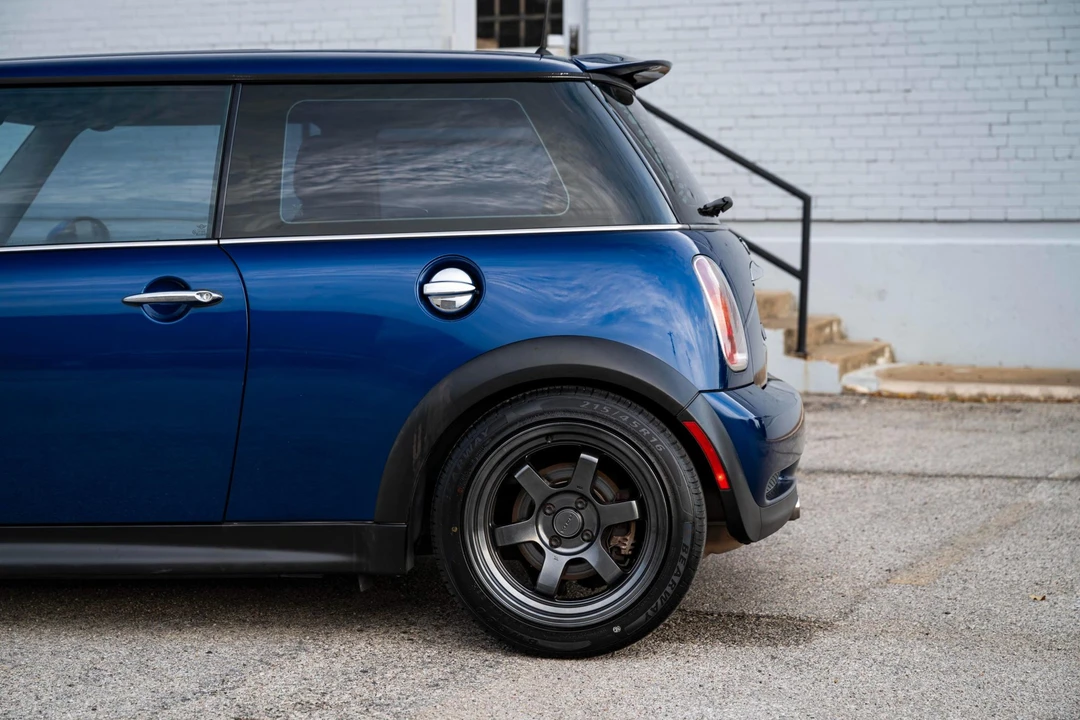 2004 Mini Mini Cooper S 1st Gen - Image 25 of 31