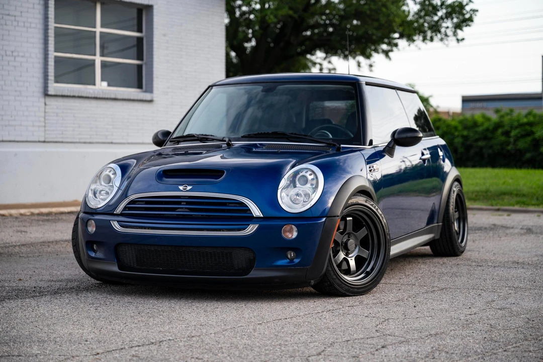 2004 Mini Mini Cooper S 1st Gen - Image 2 of 31