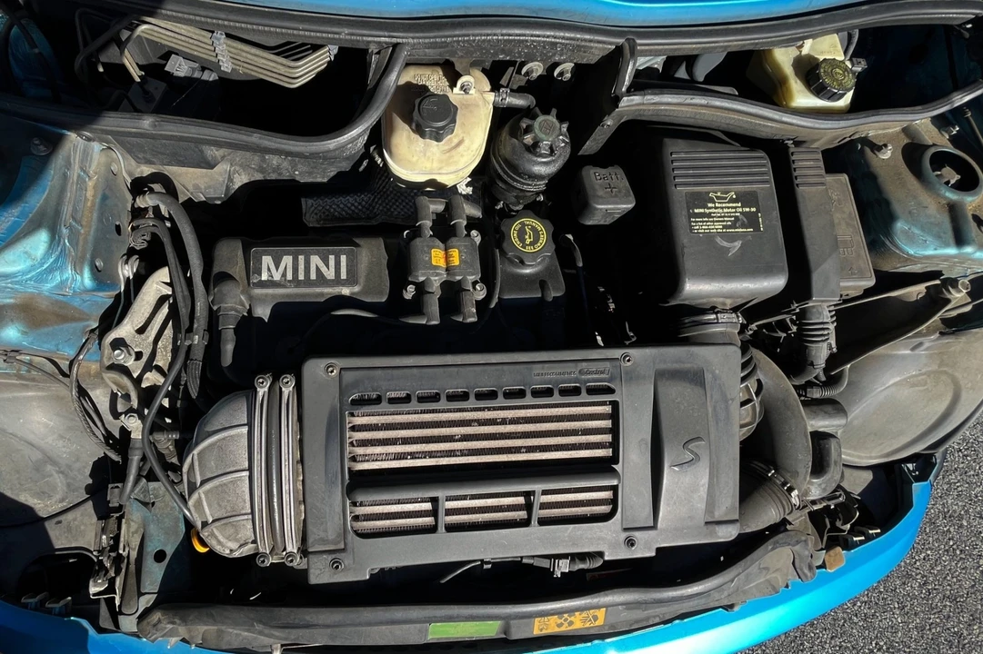 2004 Mini Mini Cooper S 1st Gen - Image 6 of 7