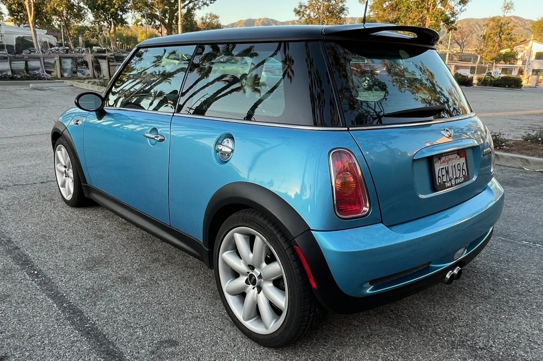 2004 Mini Mini Cooper S 1st Gen - Image 2 of 7