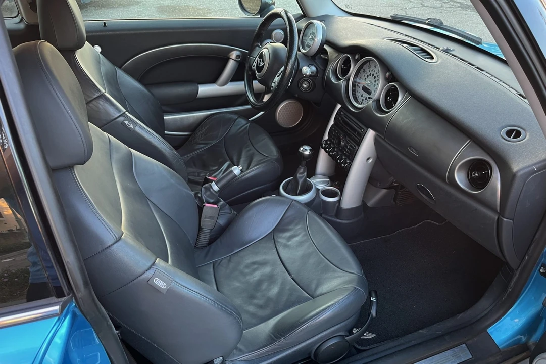 2004 Mini Mini Cooper S 1st Gen - Image 4 of 7