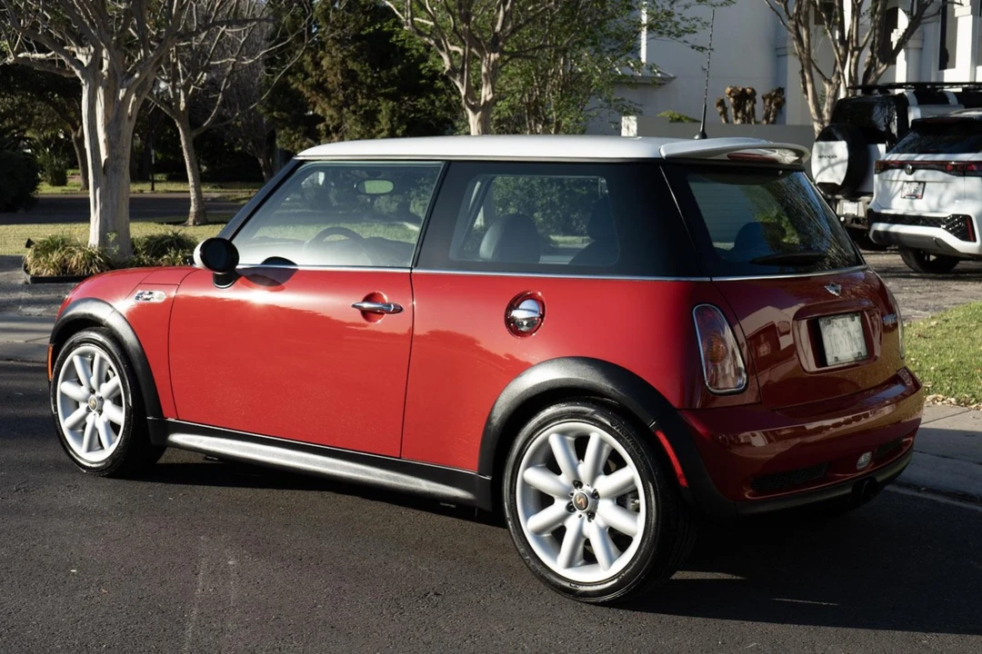 2004 Mini Mini Cooper S 1st Gen - Image 2 of 6