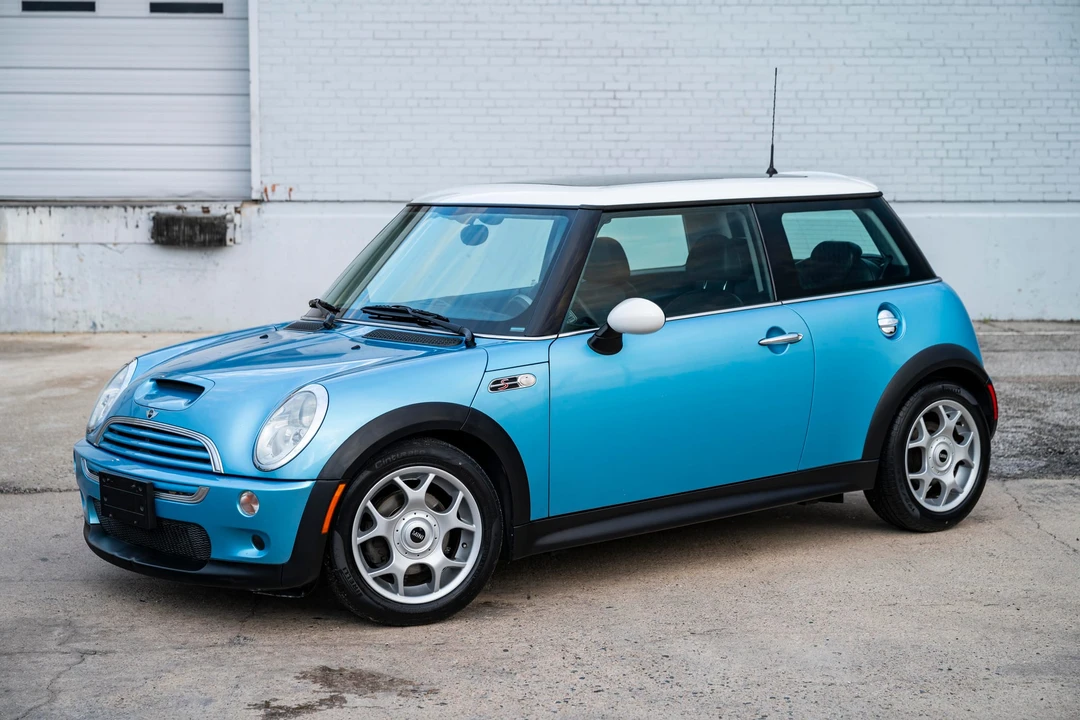 2004 Mini Mini Cooper S 1st Gen - Image 2 of 31