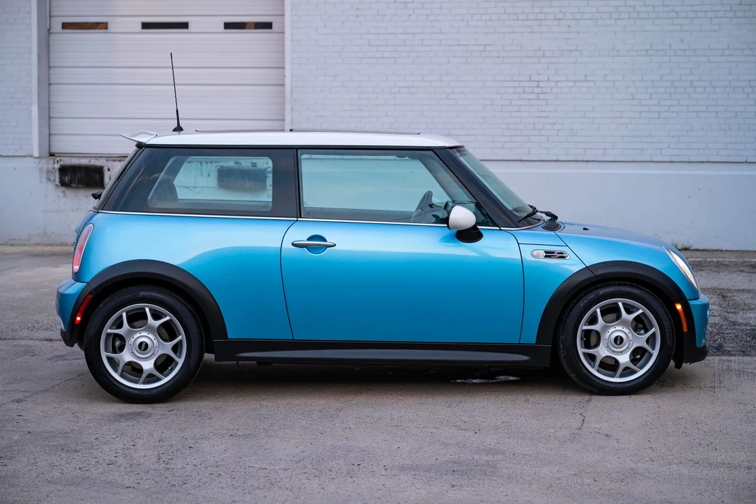 2004 Mini Mini Cooper S 1st Gen - Image 15 of 31