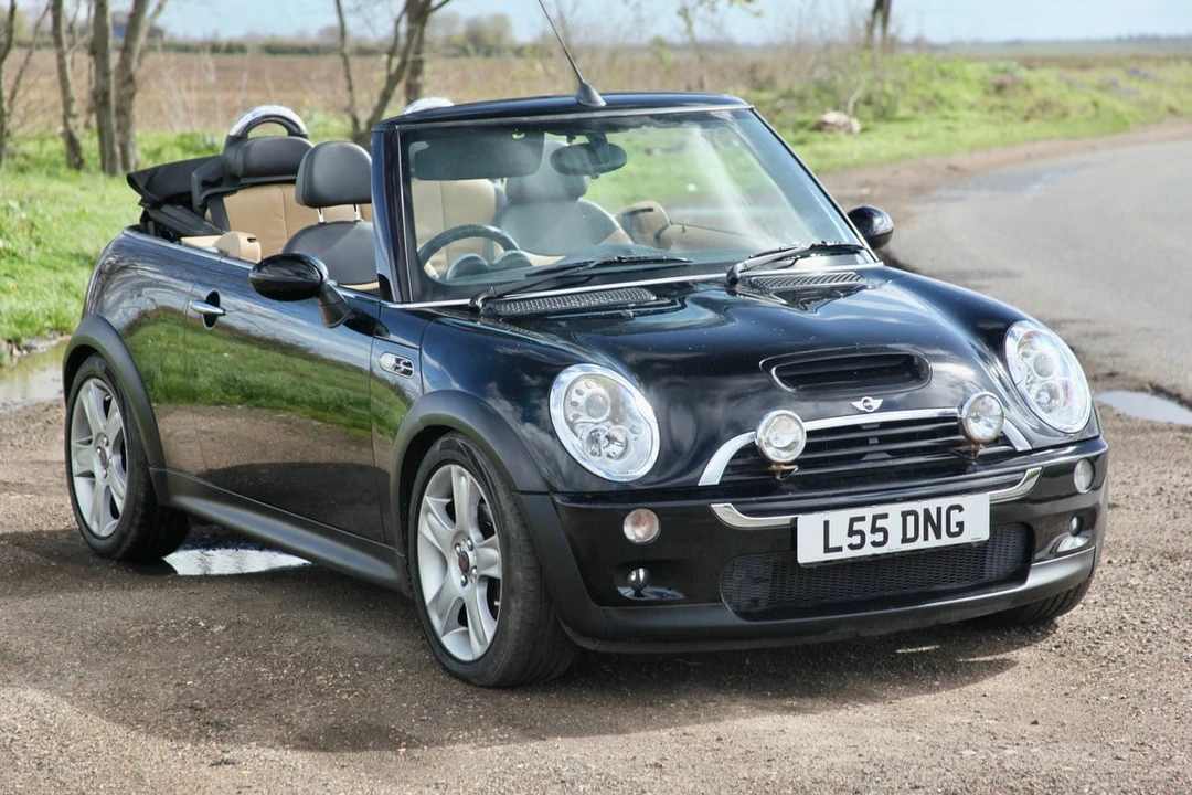2004 Mini Mini Cooper S 1st Gen - Image 25 of 30
