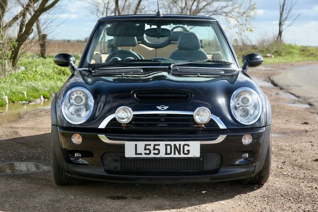 2004 Mini Mini Cooper S 1st Gen - Image 20 of 30
