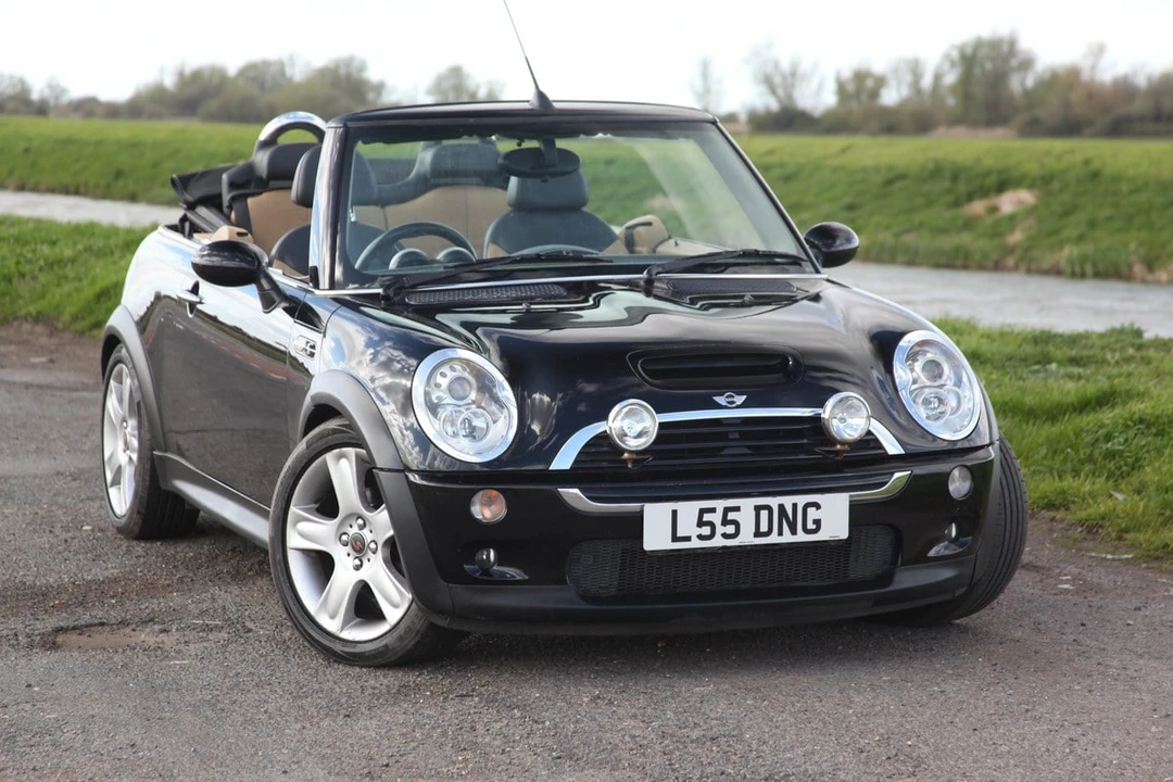 2004 Mini Mini Cooper S 1st Gen - Image 5 of 30
