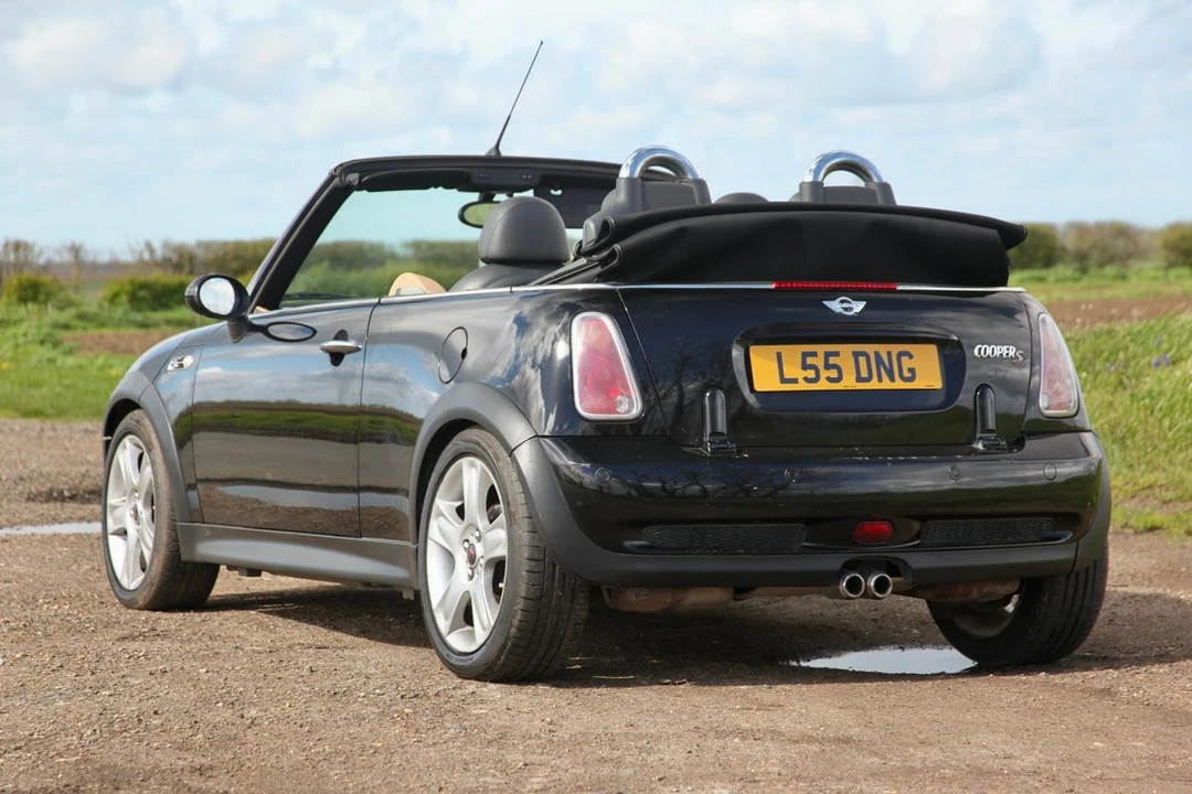 2004 Mini Mini Cooper S 1st Gen - Image 10 of 30