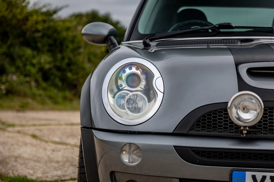 2004 Mini Mini Cooper S 1st Gen - Image 14 of 21