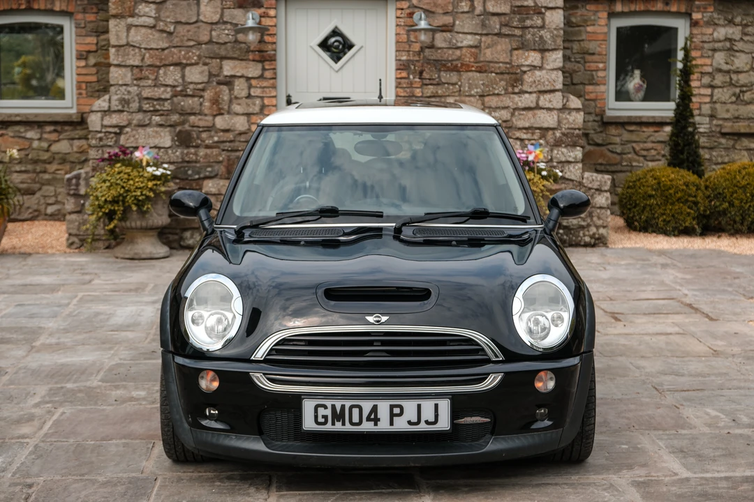 2004 Mini Mini Cooper S 1st Gen - Image 2 of 31