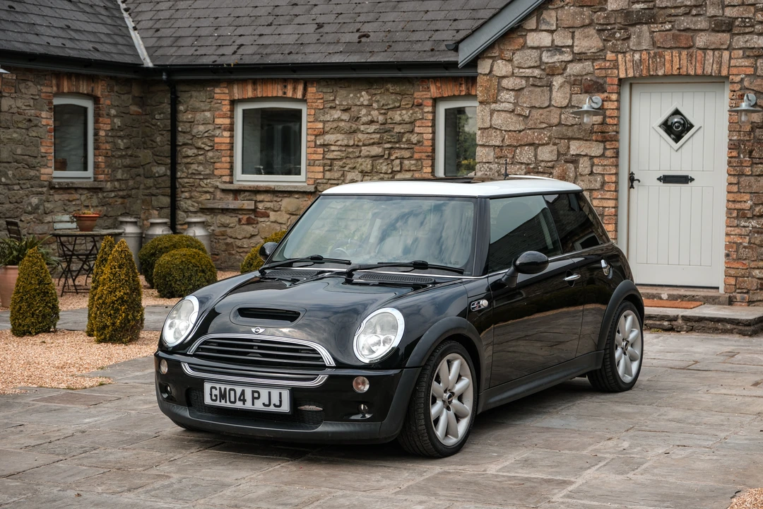 2004 Mini Mini Cooper S 1st Gen - Image 3 of 31
