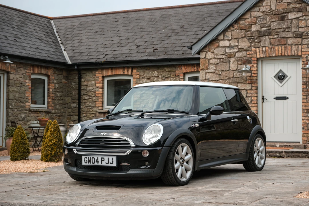 2004 Mini Mini Cooper S 1st Gen - Image 11 of 31