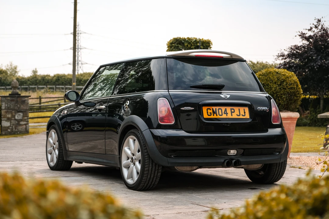 2004 Mini Mini Cooper S 1st Gen - Image 13 of 31