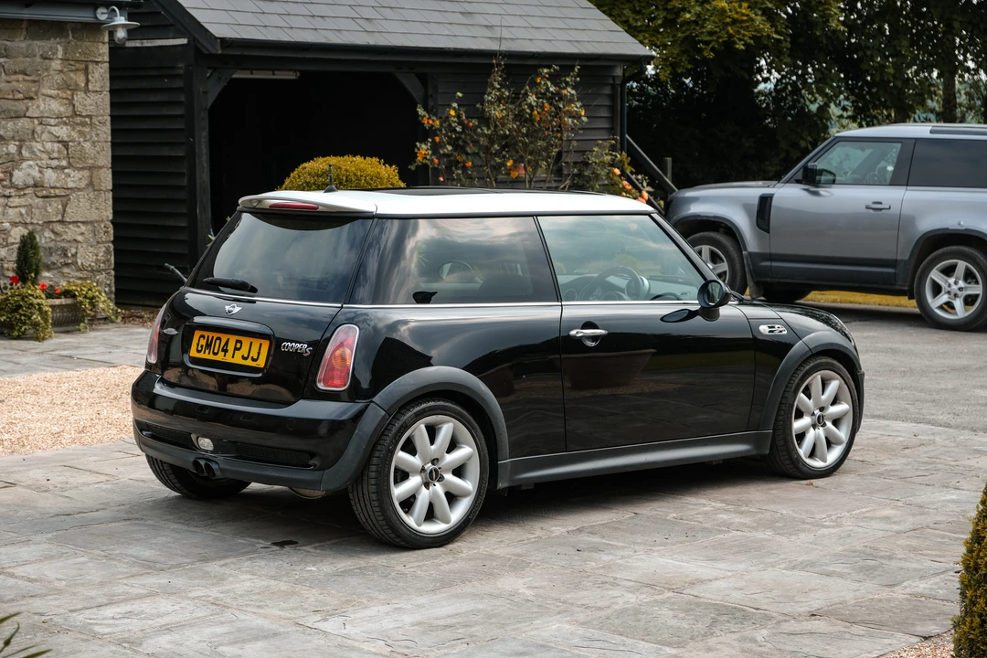 2004 Mini Mini Cooper S 1st Gen - Image 7 of 31