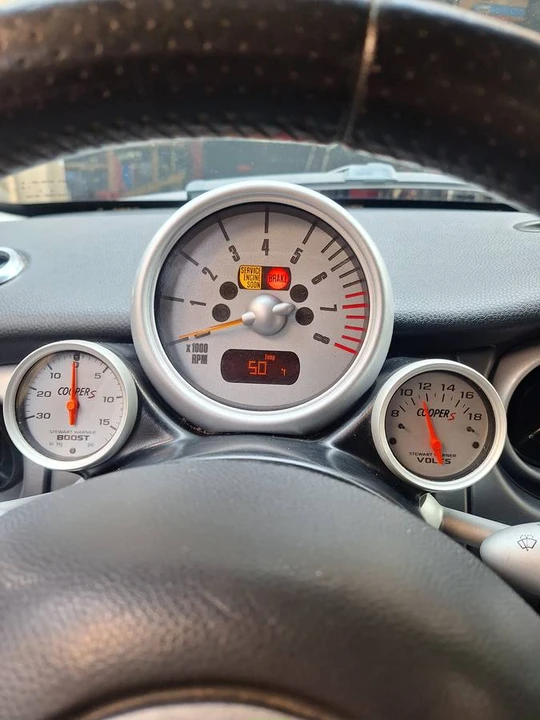2004 Mini Mini Cooper S 1st Gen - Image 14 of 24