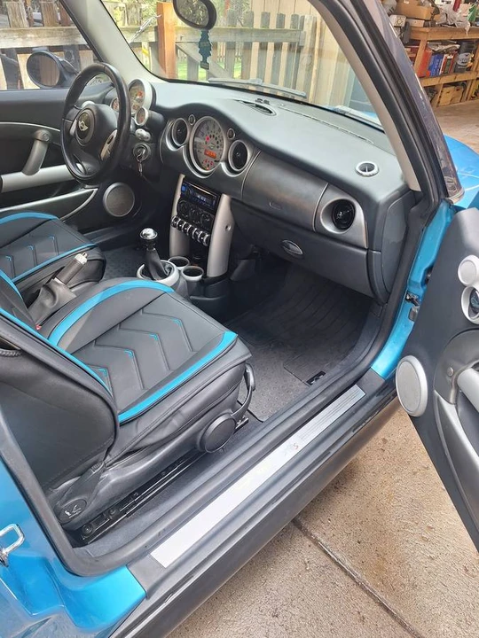 2004 Mini Mini Cooper S 1st Gen - Image 18 of 24