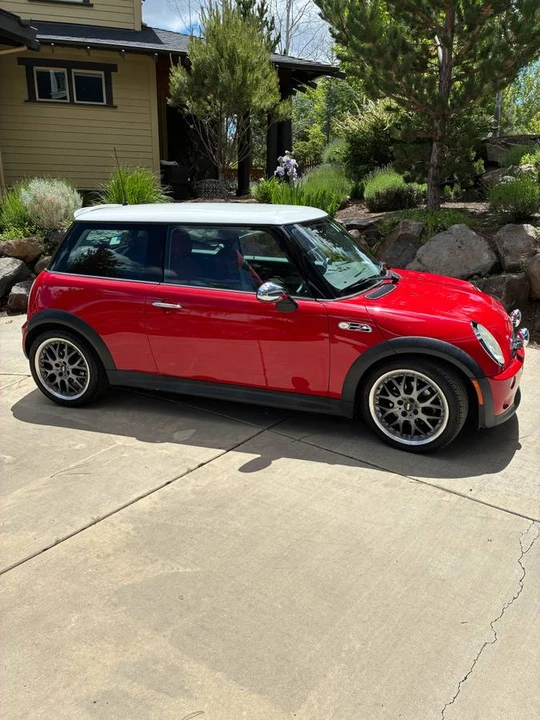 2004 Mini Mini Cooper S 1st Gen - Image 14 of 15