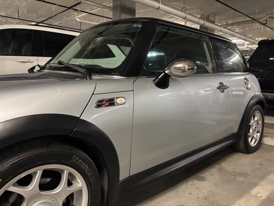 2004 Mini Mini John Cooper Works 1st Gen - Image 14 of 18