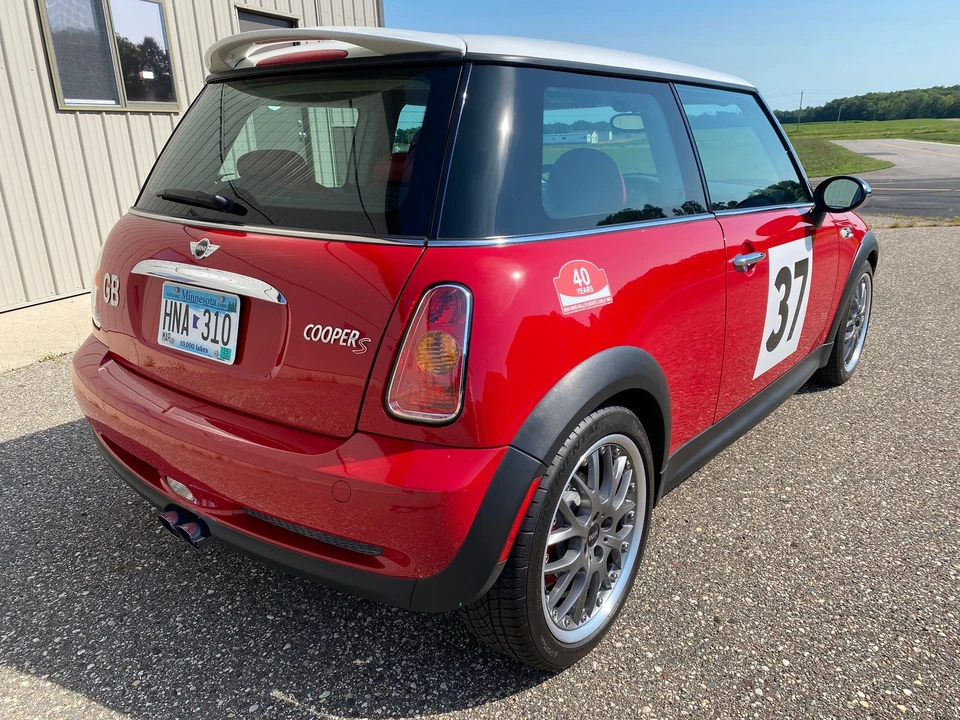 2004 Mini Mini Cooper S 1st Gen - Image 7 of 13
