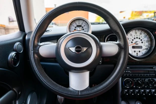 2004 Mini Mini Cooper S 1st Gen - Image 5 of 7
