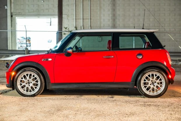 2004 Mini Mini Cooper S 1st Gen - Image 3 of 7