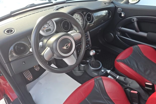 2004 Mini Mini Cooper S 1st Gen - Image 6 of 7