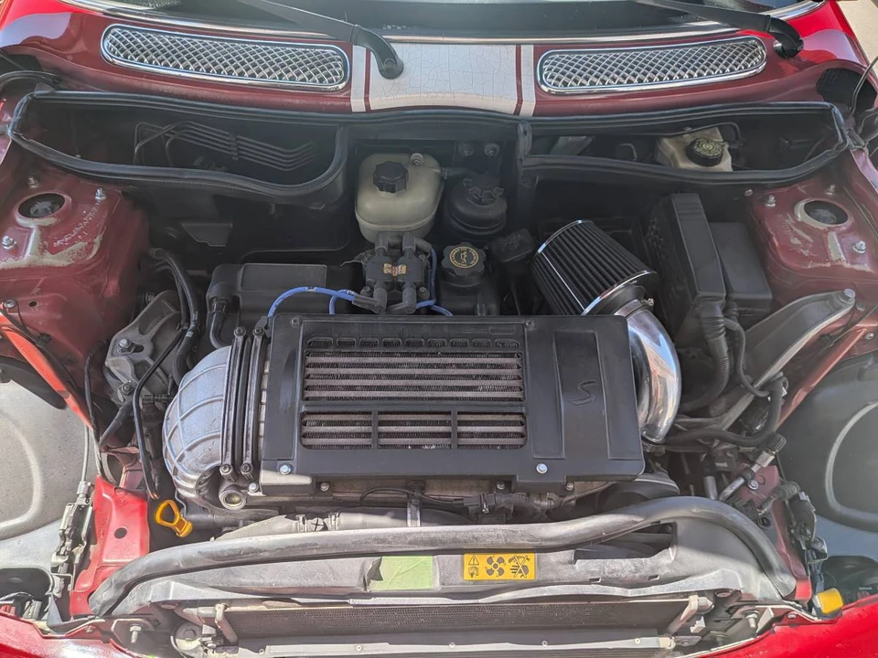 2004 Mini Mini Cooper S 1st Gen - Image 11 of 13