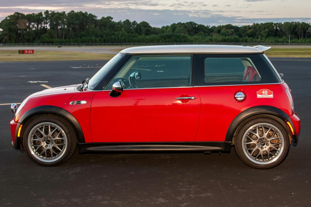 2004 Mini Mini Cooper S 1st Gen - Image 3 of 31