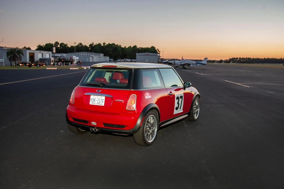2004 Mini Mini Cooper S 1st Gen - Image 10 of 31