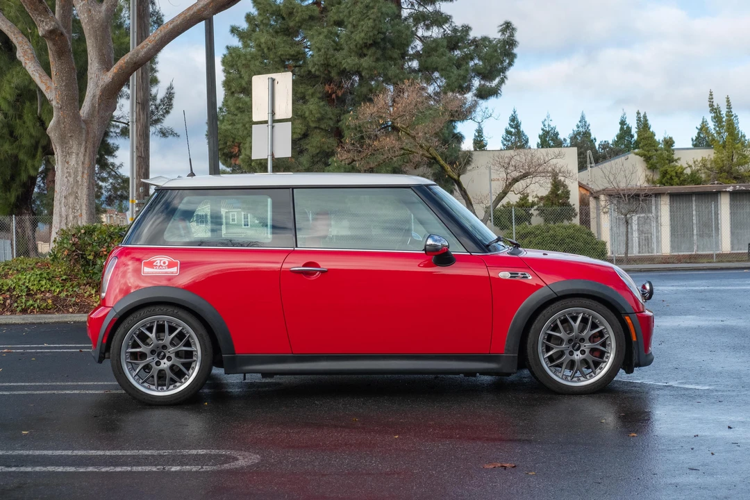 2004 Mini Mini Cooper S 1st Gen - Image 11 of 31