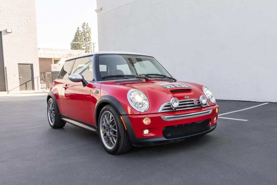 2004 Mini Mini Cooper S 1st Gen - Image 9 of 31