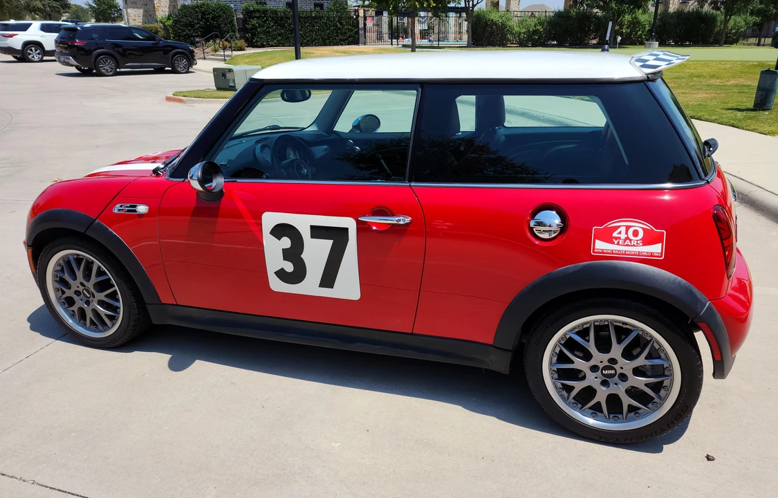 2004 Mini Mini Cooper S 1st Gen - Image 8 of 31