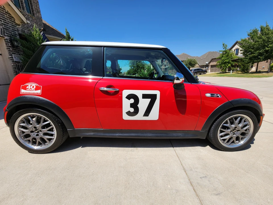 2004 Mini Mini Cooper S 1st Gen - Image 14 of 31