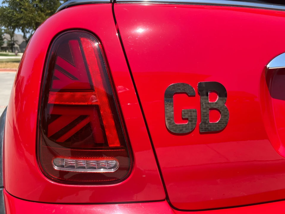 2004 Mini Mini Cooper S 1st Gen - Image 19 of 31