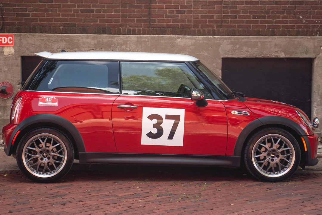 2004 Mini Mini Cooper S 1st Gen - Image 3 of 31