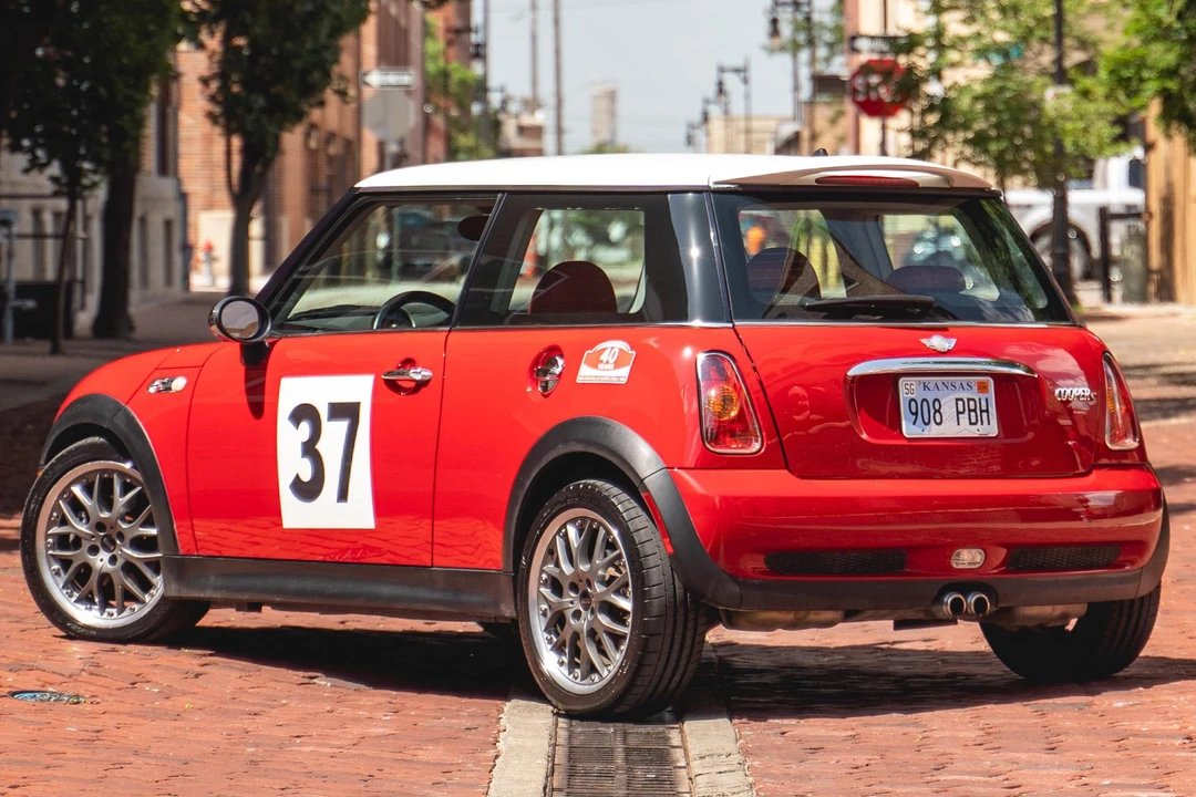 2004 Mini Mini Cooper S 1st Gen - Image 4 of 31