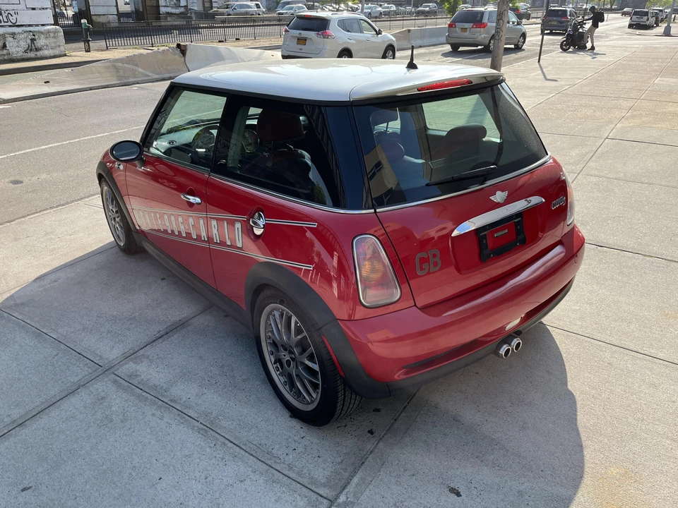 2004 Mini Mini Cooper S 1st Gen - Image 6 of 11