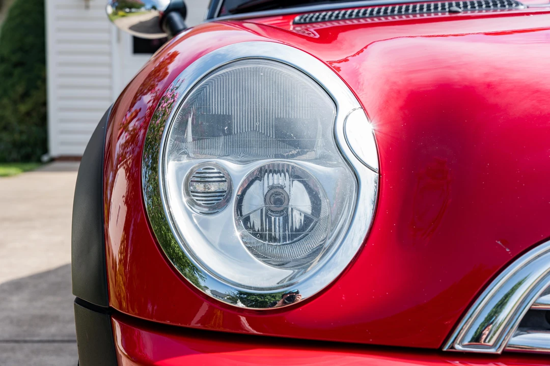 2004 Mini Mini Cooper S 1st Gen - Image 11 of 31