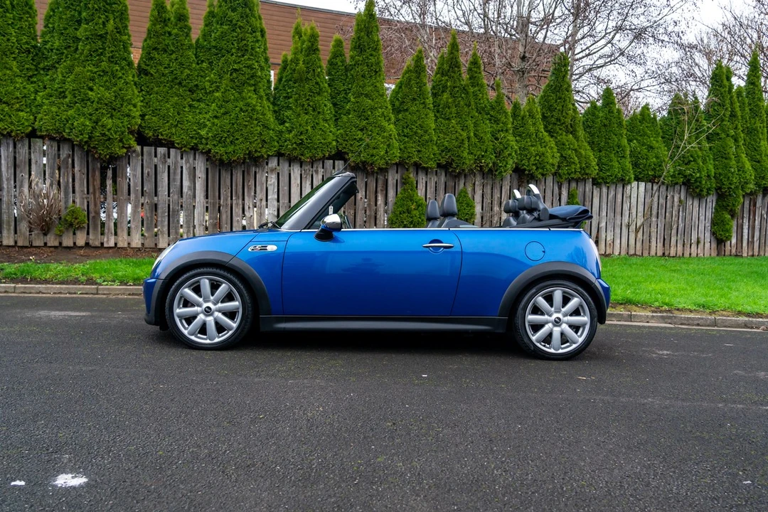 2004 Mini Mini Cooper S 1st Gen - Image 11 of 30