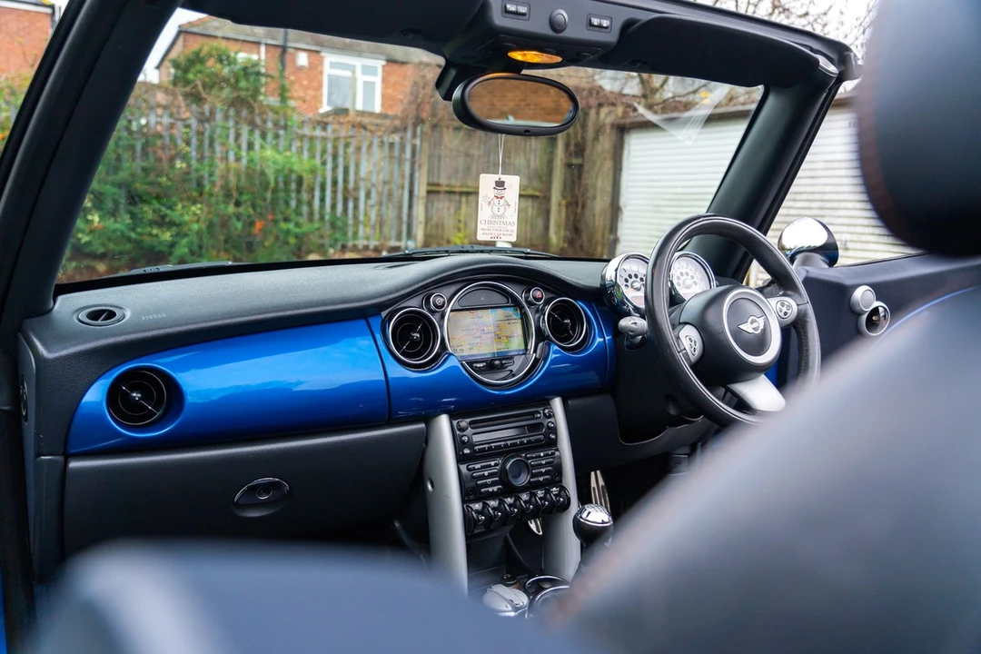 2004 Mini Mini Cooper S 1st Gen - Image 26 of 30