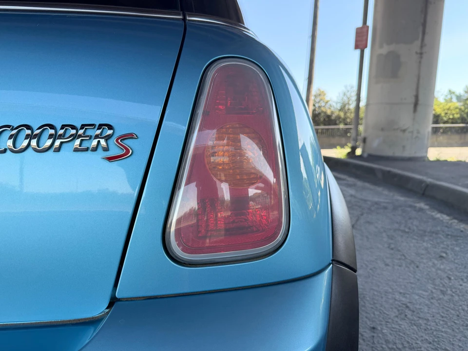 2004 Mini Mini Cooper S 1st Gen - Image 27 of 31