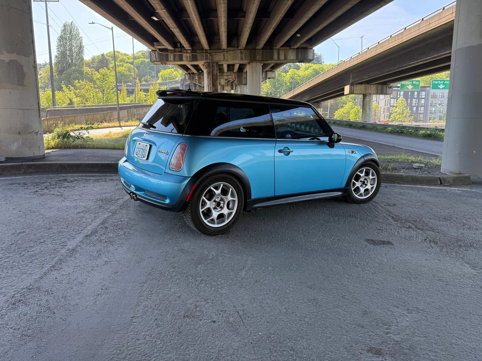 2004 Mini Mini Cooper S 1st Gen - Image 12 of 31