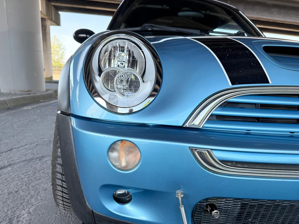2004 Mini Mini Cooper S 1st Gen - Image 16 of 31